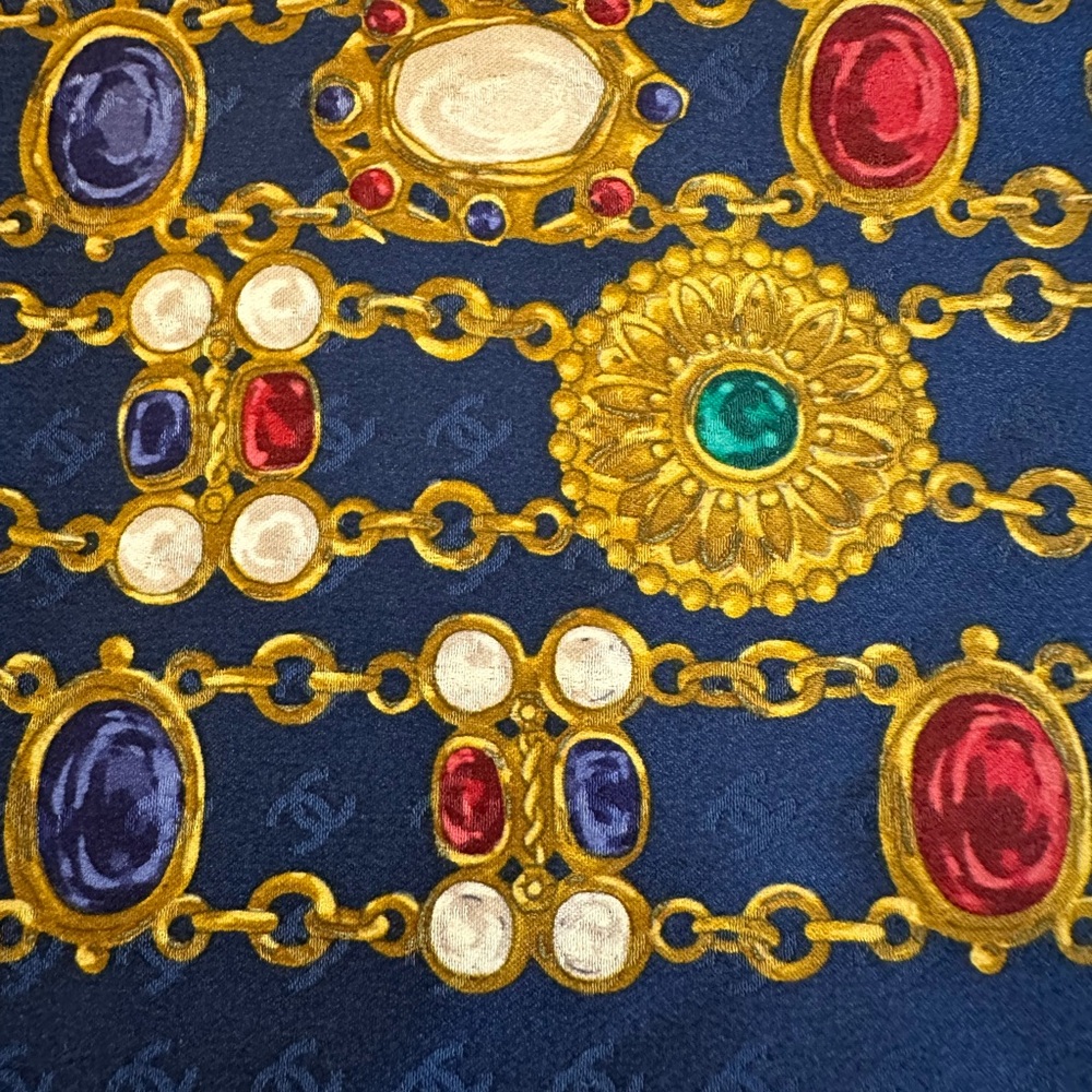 CHANEL Silk Chain Color Stone Scarf Navy Blue CC Coco Mark Logos COA w/ Box - Picture 11 of 14